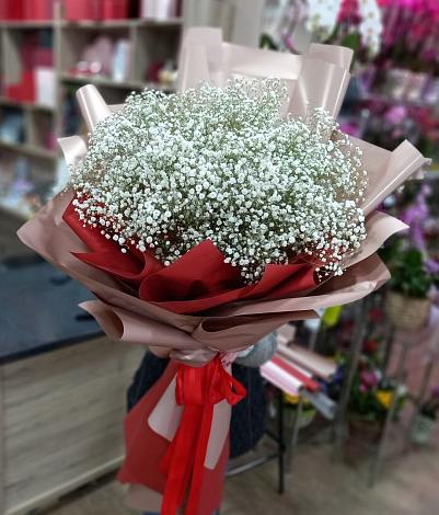 Букет цветов из: Гипсофила в им 9 Января