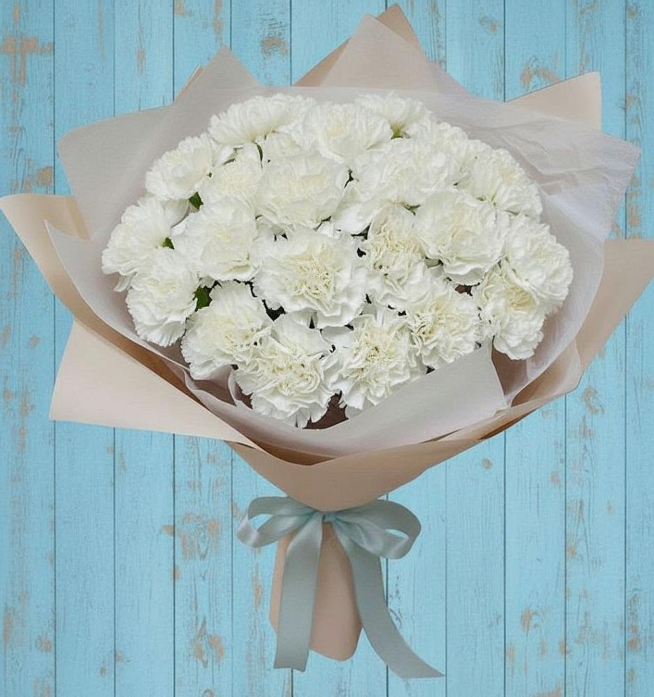 Букет цветов из: Гвоздики в им 9 Января