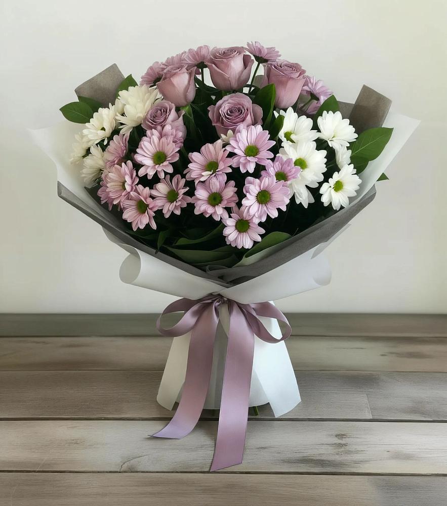 Букет цветов из: Хризантемы и Розы в им 9 Января