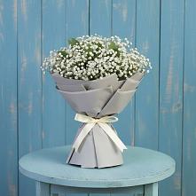 Букет цветов из:  Гипсофила в им 9 Января