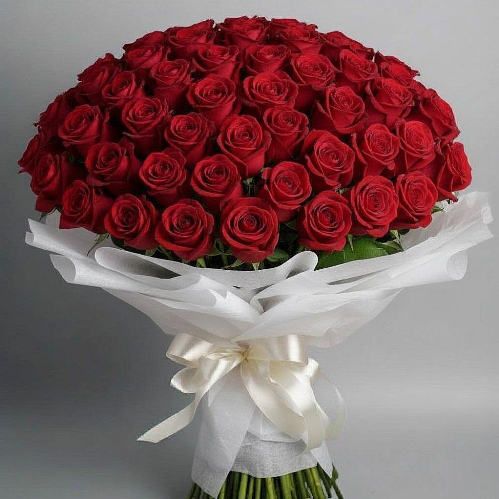Букет 101 Красная роза Блэк Мэджик в им 9 Января