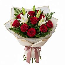 Букет цветов из:  Лилии и Розы #REPLACE_PRED# им 9 Января