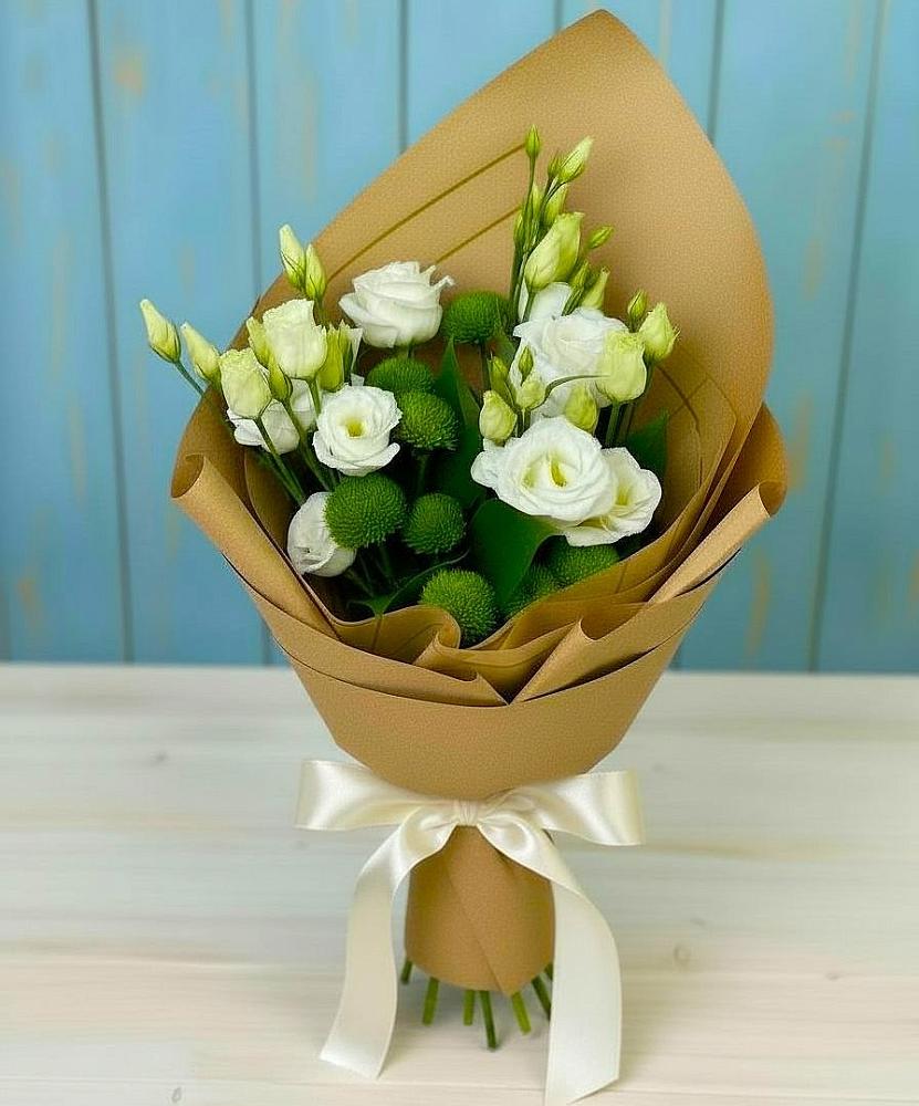 Букет цветов из: Хризантемы и Лизиантусы в им 9 Января