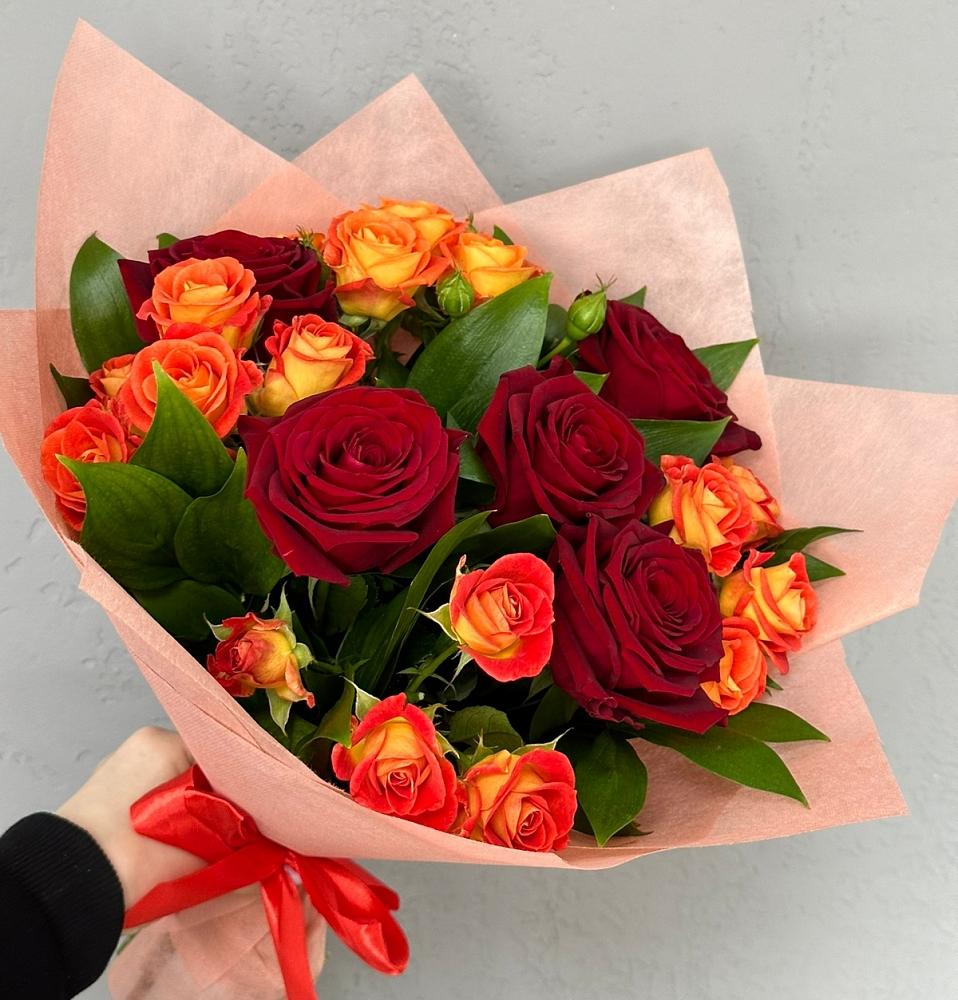 Букет Любовь и восторг в им 9 Января