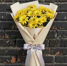 Букет цветов из:  Хризантемы в им 9 Января