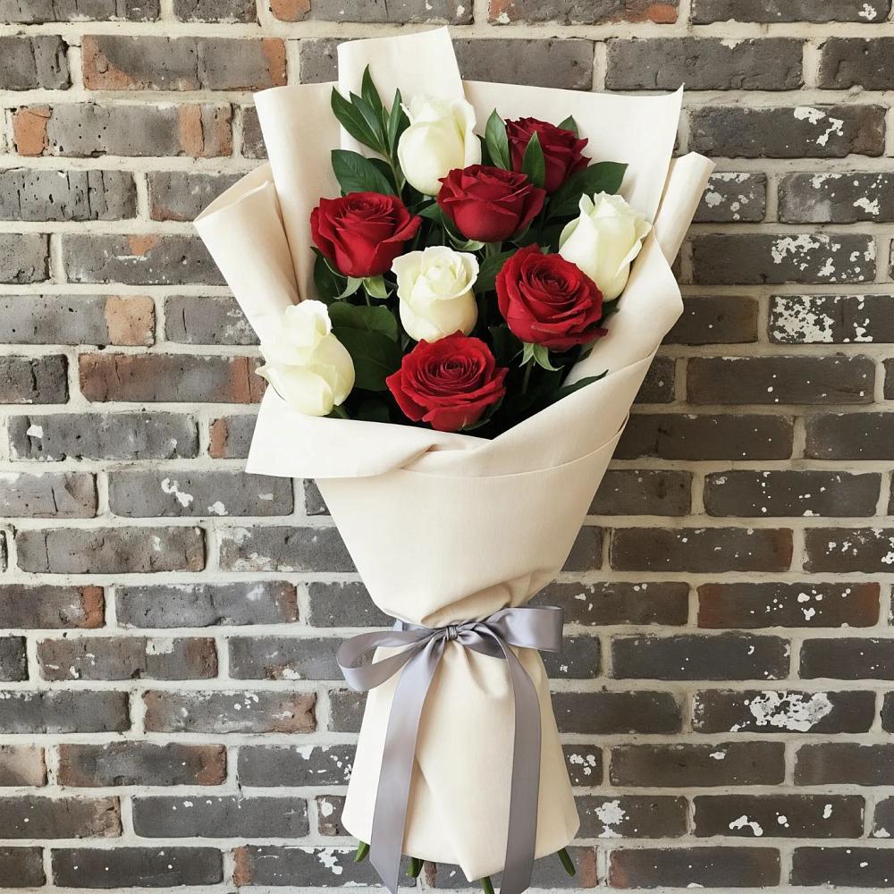 Букет цветов из: Розы в им 9 Января