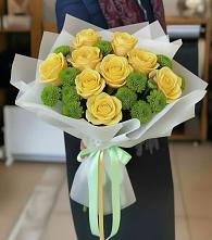 Букет цветов из:  Хризантемы и Розы в им 9 Января