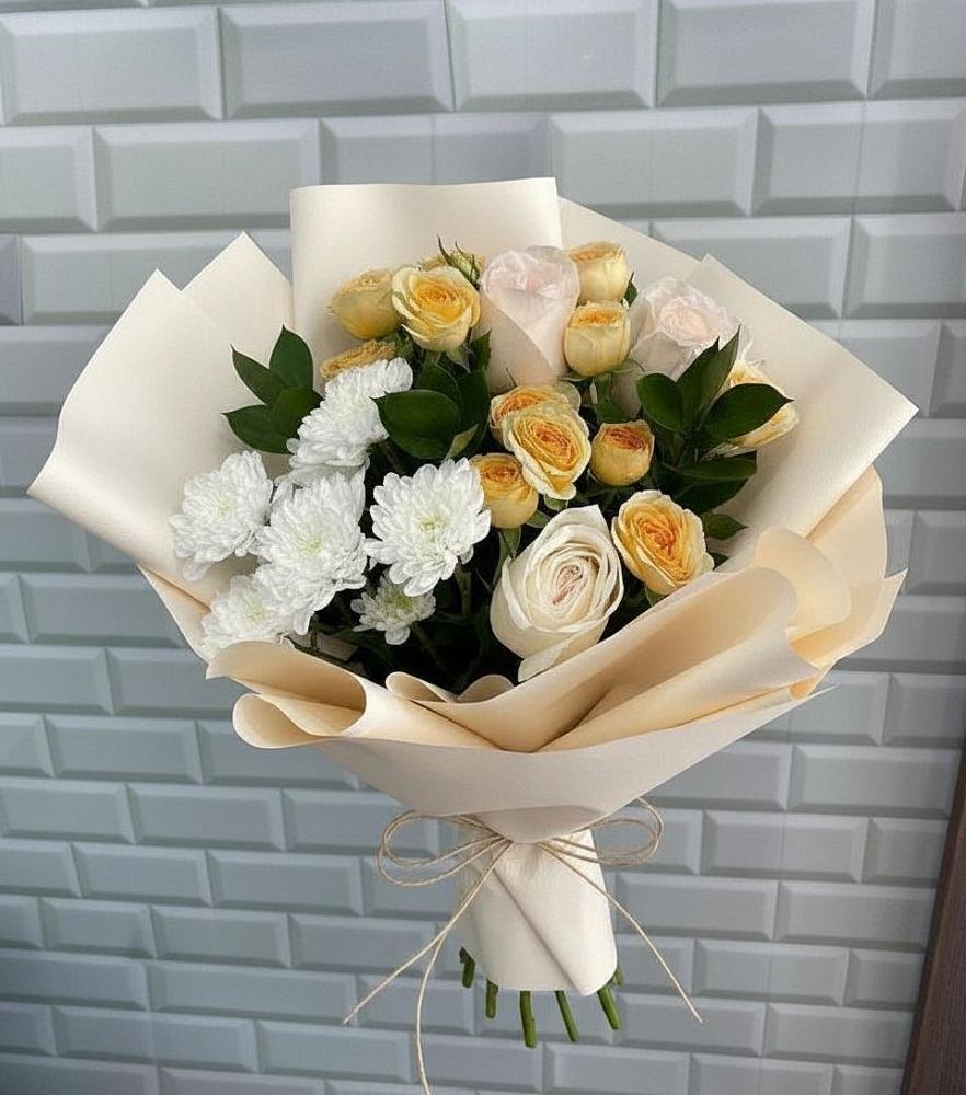 Букет цветов из: Розы и Хризантемы в им 9 Января