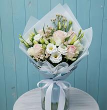 Букет цветов из:  Розы и Лизиантусы #REPLACE_PRED# им 9 Января