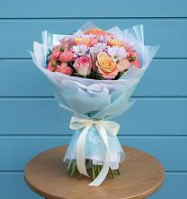 Букет цветов из:  Хризантемы и Розы в им 9 Января