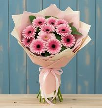 Букет цветов из:  Герберы в им 9 Января
